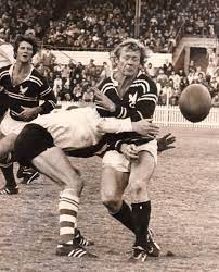 Robert fulton am (born 1 december 1947) is a former professional rugby league footballer, coach and commentator. Bob Fulton National Rugby League Immortal Hall Of Fame