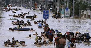 Singapore's overwhelmed drainage systems are to be upgraded to bolster the island's defences against flash floods and upgrades will be stepped up. Singapore Water Week Dutch And Singapore Experts Discuss Risk Based Prevention Of Urban Flooding Dutch Water Sector