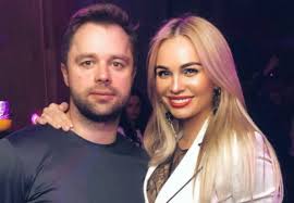 Женщина приравнивается к низшему слою. Бывшая жена Виталия Гогунского  рассказала об унижениях и абьюзе после его скандальных заявлений