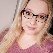 Ashley Cullom's Instagram, Twitter & Facebook