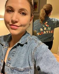 Shoutout to Desiree for the greatest fan gift of all time in Houston last  night 🥹❤️