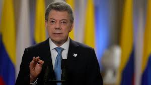Colombia es un país presidencialista, y un estado unitario con separación de poderes ejecutivo, legislativo y judicial. En Que Se Diferencia El Nuevo Acuerdo De Paz Entre El Gobierno De Colombia Y Las Farc Del Que Fue Rechazado En El Plebiscito Bbc News Mundo