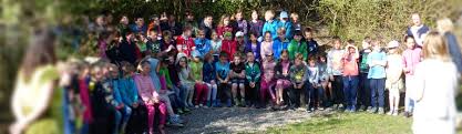 Su šia įmone galite susisiekti el. 20 04 18 Preisverleihung Malwettbewerb Vr Bank Grundschule Iffeldorf