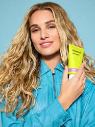 Christin Brown Devacurl Pro DevaCurl Oz ULTRA DEFINING GEL Strong Hold  No-Crunch Styler