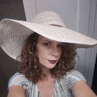 Debbie Tyre's Instagram, Twitter & Facebook