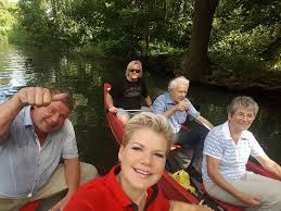 Jetzt kommt es auf euch an! Melanie Muller Geburtstagsrunde Mit Papa Und Der Ganzen Facebook