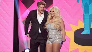 What could this sudden absence from each other's social media imply? Youtube Liebes Reunion Trisha Paytas Jason Wieder Vereint Promiflash De