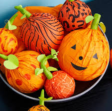 ‪45+ Easy Halloween Crafts — Best DIY Craft Project Ideas for Halloween‬‏