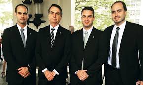 Moedas fue elegido parlamentario , convirtiéndose en el primer parlamentario del psd para ese distrito desde 1995. Pagar Imoveis Com Dinheiro Vivo E Habito Na Familia Bolsonaro Mostra Levantamento Cartacapital