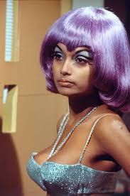 Shakira Caine - Free pics, galleries & more at Babepedia