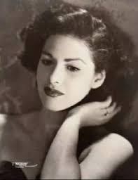 Catalina creel, whose great beauty is only surpassed by her cruelty, will go to any lengths to secure her fortune and bloodline. Cuna De Lobos Cast Members List Famousfix