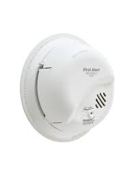 Battery safeguard makes it difficult to close the cover without batteries in the unit. First Alert Brk Co5120bn Hardwired Carbon Monoxide Co Detector With Battery Backup