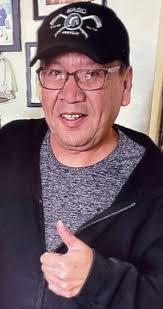 Darwin Boyer's Instagram, Twitter & Facebook