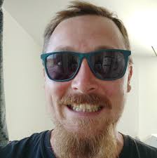 The difference in Sauron's expression when Celebrimbor isn't looking... help