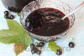 Cand este gata, o punem in borcane, capsam si bagam la beci. Dulceata Din Coacaze Negre Fara Fierbere Retete Culinare