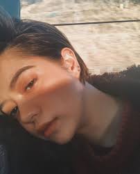 Pero hindi ako adik ha, as in drug adik. Pin By ð‚ð€ðŒð™ðˆð„ ð€ð'ð€ð'ð€ð‚ð€ð On Beauty Ear Piercings Piercings Celebrities