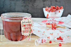 Confiture Fait Maison Confiture Fraises Et Groseilles Bio