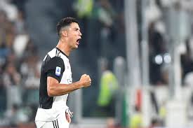 Криштиану роналду (cristiano ronaldo) футбол нападающий португалия 05.02.1985. Cristiano Ronaldo Nike Soll Ihm 162 Millionen Fur Zehn Jahre Zahlen Der Spiegel