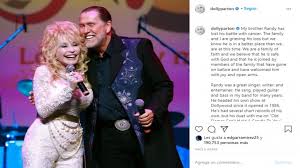 Among dolly's most cherished childhood memories are the many magical moments spent on the front porch of the parton family's tennessee mountain home. Muere El Cantante Randy Parton Hermano De Dolly Parton