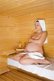 Schwanger In Der Sauna Schwitzen Wahrend Der Schwangerschaft