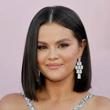 Selena Gomez Made the Last Hair Color Change You'd Expect for Winter — See  the Photos