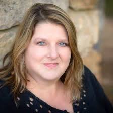 Lori Williford's Instagram, Twitter & Facebook