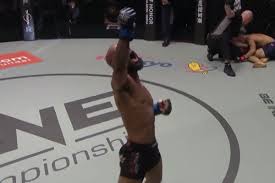Latest on demetrious johnson including news, stats, videos, highlights and more on espn. Video Demetrious Johnson Submits Yuya Wakamatsu In Debut Mma Fighting