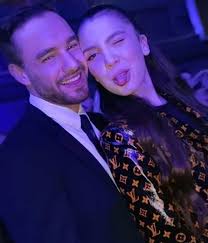 Liam payne of one direction fame is no longer engaged to maya henry, after confirming he has split from his fiancée. Maya Henry Best Music Artists Louis Tomlinson Tumblr Liam Payne