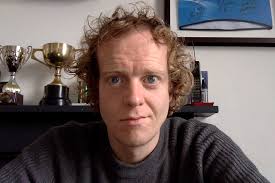 Ken Early's Instagram, Twitter & Facebook