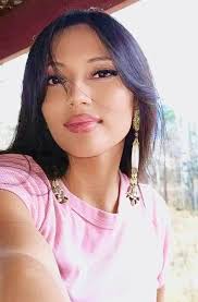 Gorgeous women 😍 ❤️ 💕