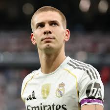 Fue presidente de Real Madrid, incidió en la llegada de Cristiano Ronaldo y  respaldo a Franco Mastantuono: "Demostró personalidad"