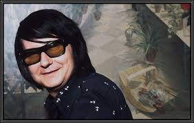 Benidorm circa 1988, I took the photo of Roy Jay with my wife 2 pals and  their daughter, can't remember the bar as we saw him so many times in  Benidorm, sadly