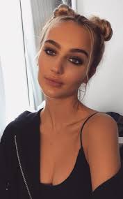 As you may already know, suede so many people are looking for boyfriend/girlfriend wife/spouse of celebrities. Suede Brooks Net Worth