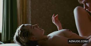 Uncover Kate Winslet's hidden talents - erotic performances on film