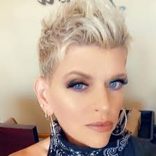 Xcellent Global Brush Set with Detachable Barrels Round Styling Tool, 6  Barrels 1 Handle, Small Medium Large BT023 by Xcellent Global :  Amazon.com.au: Beauty