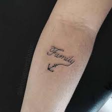 Tatuaggio Famiglia Significato Oltre 100 Idee Tatuaggio Co Tatuaggi Tatuaggio Famiglia Tatuaggi Mamma