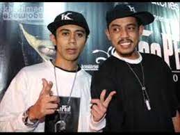 Menerusi foto tersebut kelihatan bekas anggota too phat itu bersama ahli keluarganya di sebuah lapangan terbang dan dirakam dari jarak jauh. Too Phat Wikipedia Bahasa Melayu Ensiklopedia Bebas