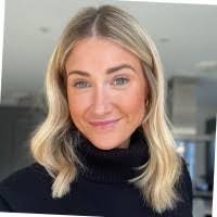 Vicki Lott's Instagram, Twitter & Facebook