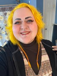 Color of a loved one's hair in sixties songs