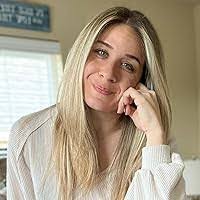 Cecelia Barton's Instagram, Twitter & Facebook