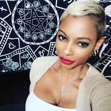 Nakia Warren's Instagram, Twitter & Facebook