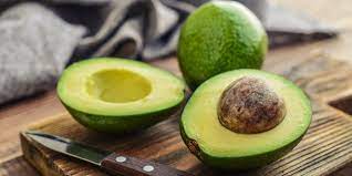 Les avocats sont chargés de fibres, avec une. Les Bienfaits De L Avocat Cosmopolitan Fr