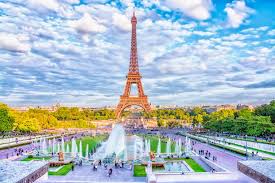 250+ Paris Eiffel Tower And Fountain At Jardins Du Trocadero Stock Photos,  Pictures & Royalty-Free Images - iStock