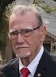 Lowell Colwell's Instagram, Twitter & Facebook