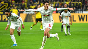 Patrik schick (born 24 january 1996) is a czech professional footballer who plays as a forward for bundesliga club bayer leverkusen and the czech republic national team. Lejpcig Mozhet Otkazatsya Ot Forvarda Readfootball