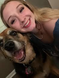 Monique Dewar's Instagram, Twitter & Facebook