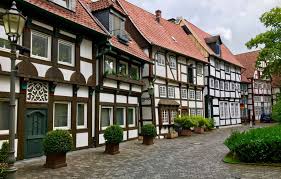 Mit immowelt immo die richtige wohnung finden. Versicherung Gutersloh Vor Ort Beraten Lassen Allianz