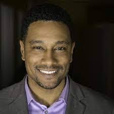 Kenneth Maxey's Instagram, Twitter & Facebook