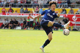 All the statistics from the hsv versus holstein kiel match played in the 2. Holstein Kiel Grosse Sorgen Um Jae Sung Lee