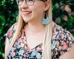 Mandi Kelley's Instagram, Twitter & Facebook